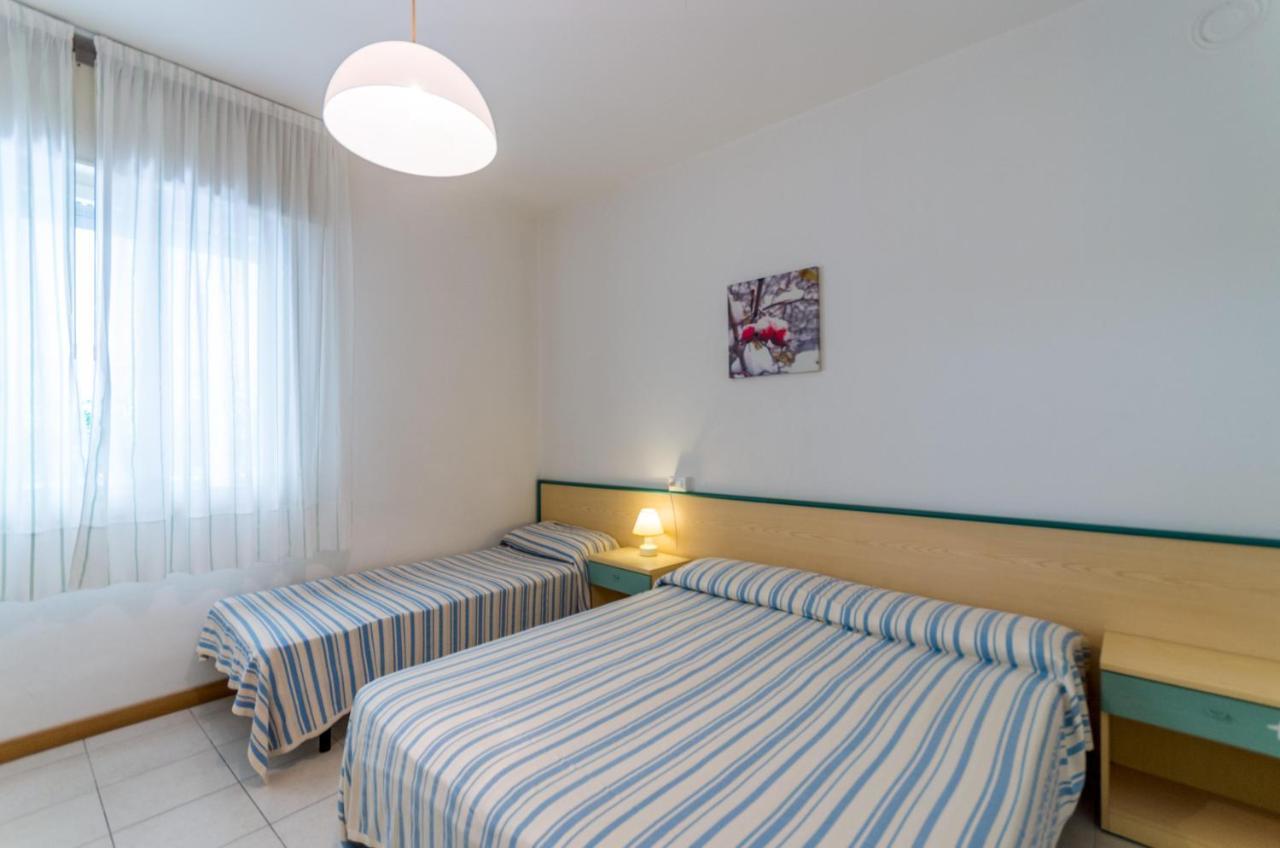 Clara Vila Bibione Exterior foto